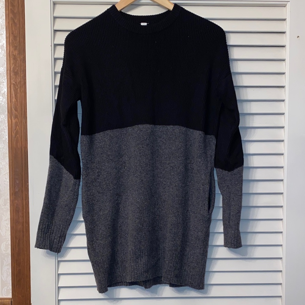Lululemon Restful Intention Long Tunic Style Sweater XS gray/black